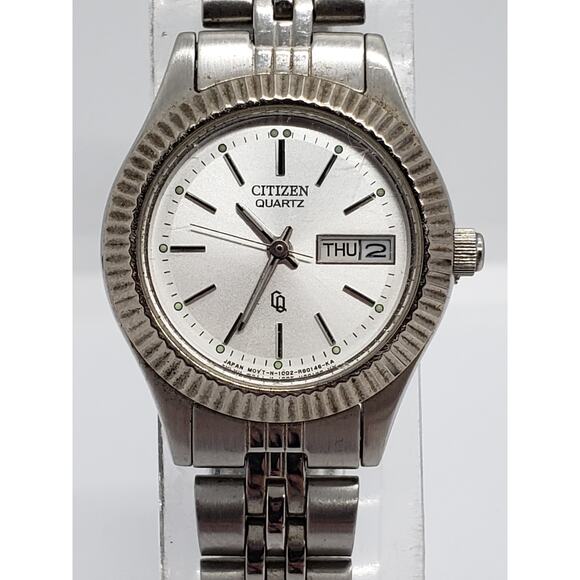 Citizen women\'s watch. Silver opalescent face with calendar 580102 Working watch main image 8